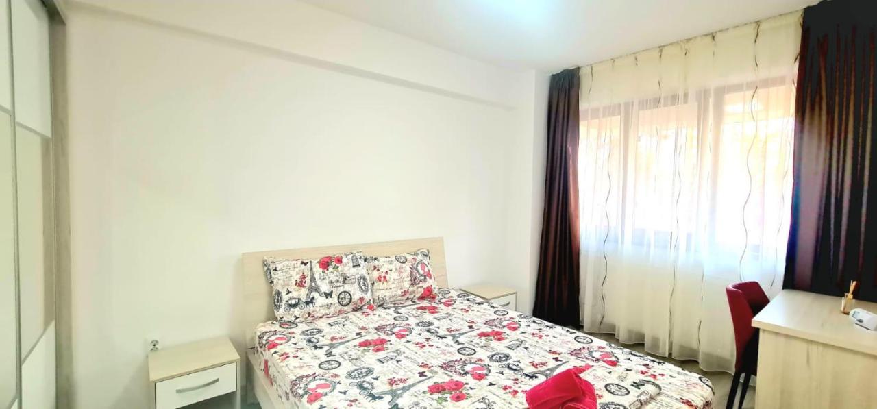 Elyse Comfortable Apartment Close To Palas Mall Iasi Exterior foto